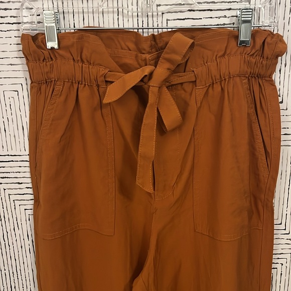 Ochre drawstring pants, paperbag waist - Picture 4 of 8